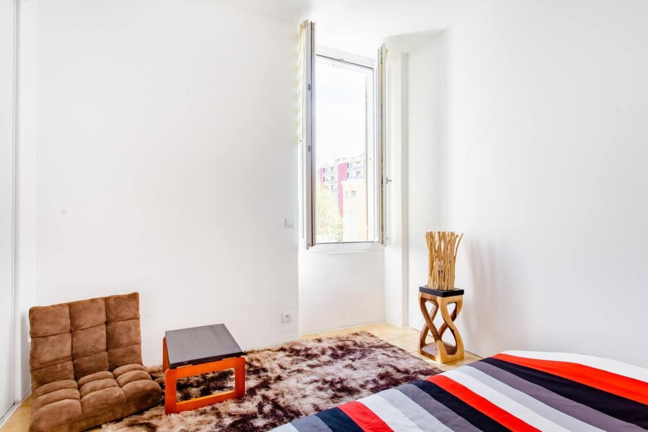 Room Rental In Apartment In Marseilles Exterior foto